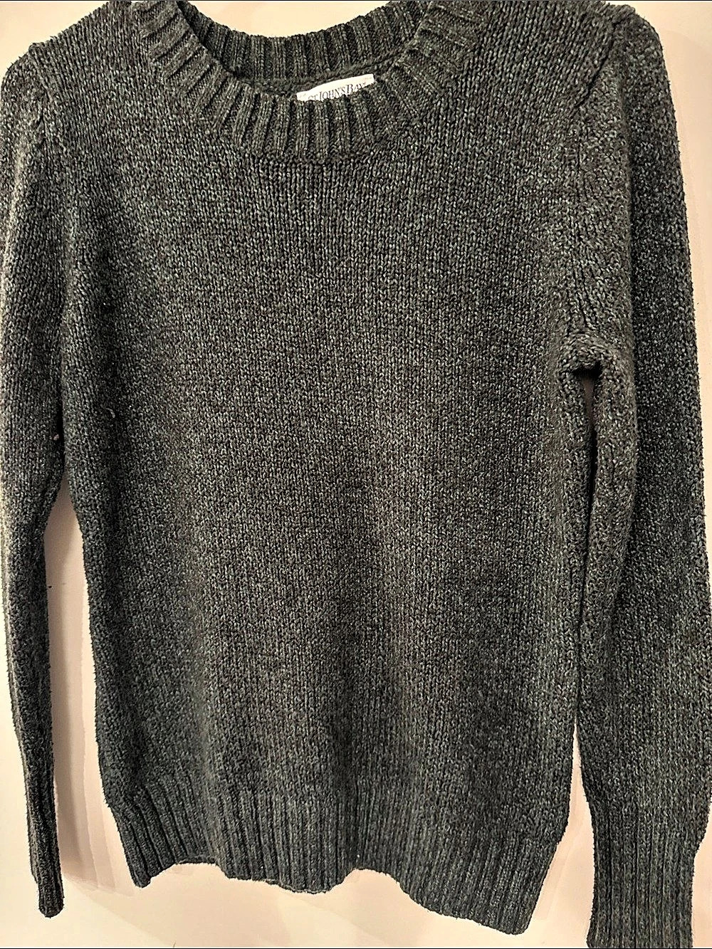 St. John's Bay Gray Crewneck Sweater Size Medium Like New